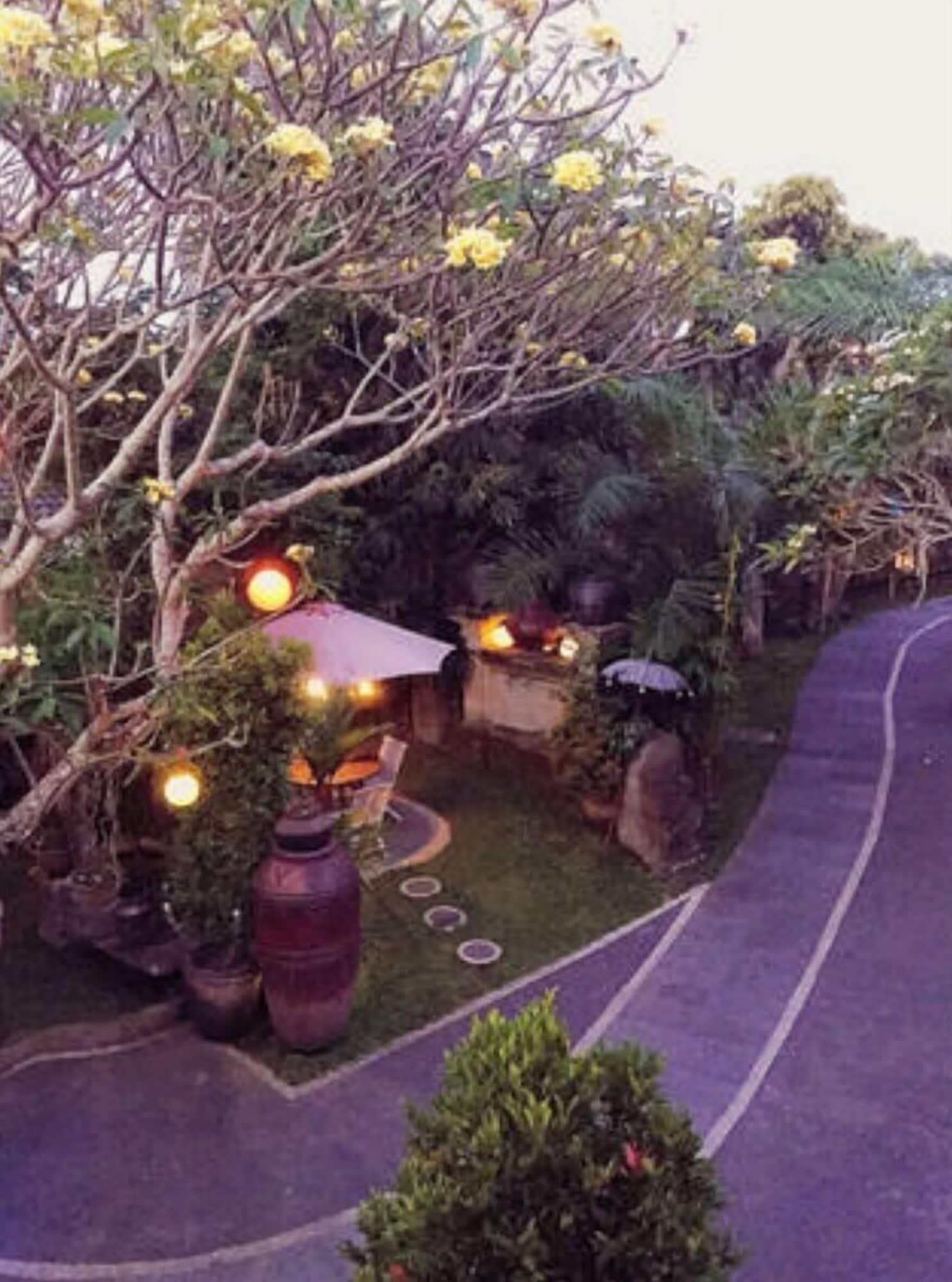 Hotel Tukad White House à Ubud Extérieur photo