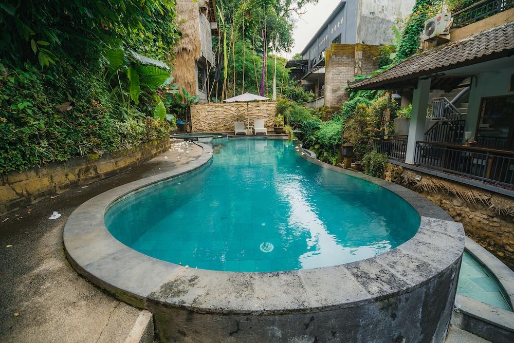 Hotel Tukad White House à Ubud Extérieur photo