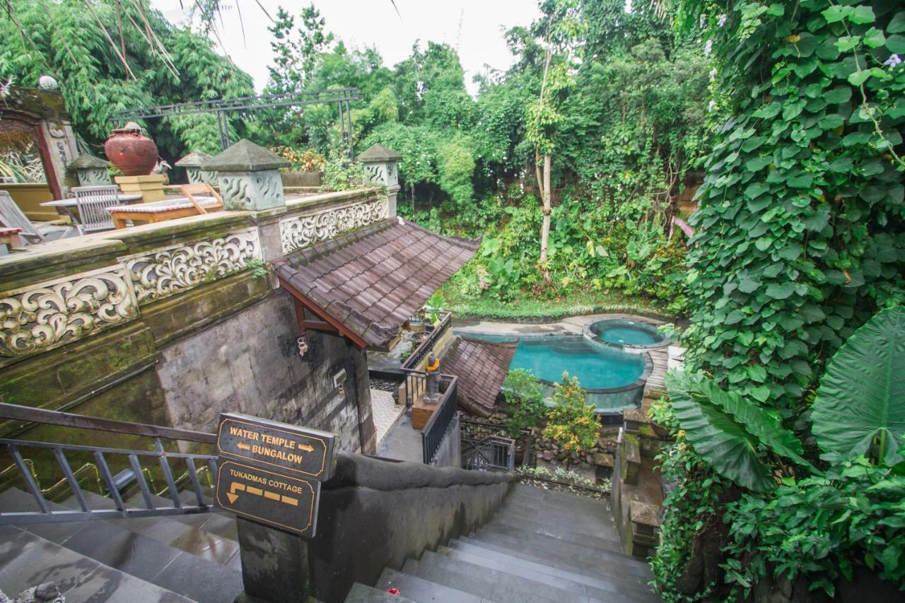 Hotel Tukad White House à Ubud Extérieur photo