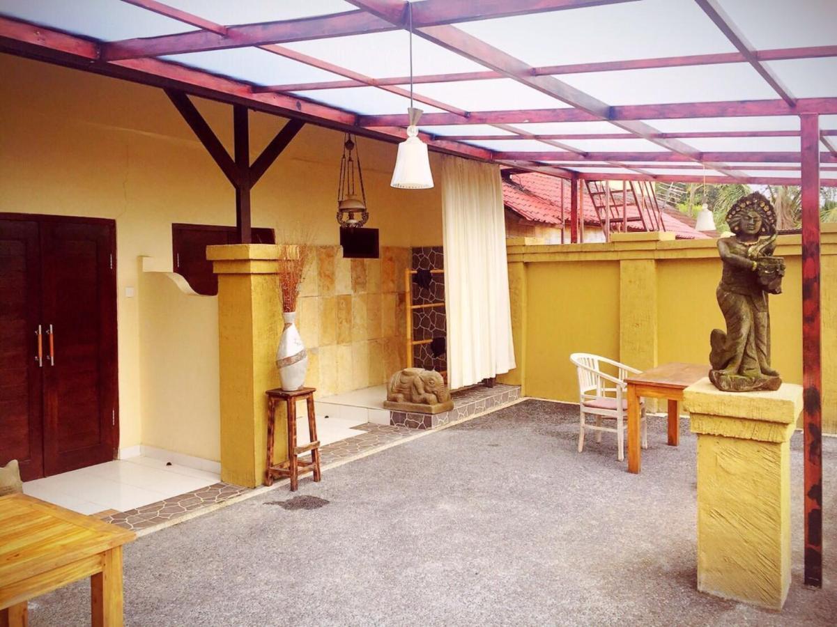 Hotel Tukad White House à Ubud Extérieur photo